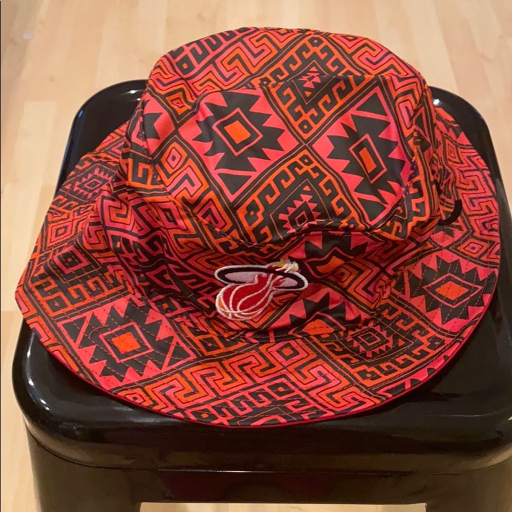 🔥 Hot hot hot Miami Heat Bucket Hat NEW 🔥 #HeatNation 🏀 The Heat Is On NBA